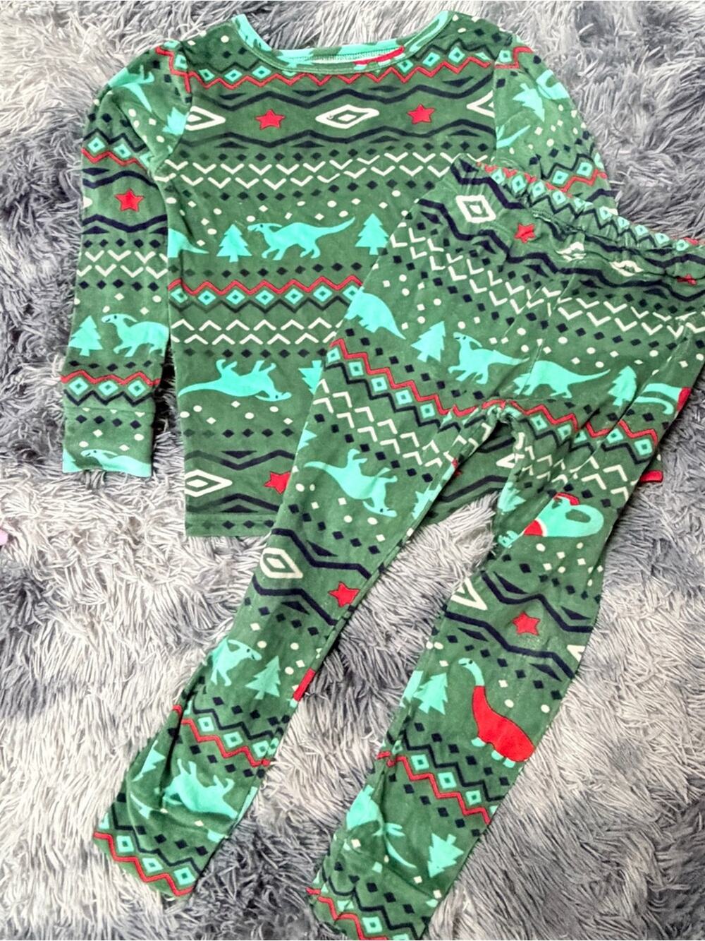 Cat & Jack Boys Pajama Set Velour Holiday Dino theme matching coord set boys 4T